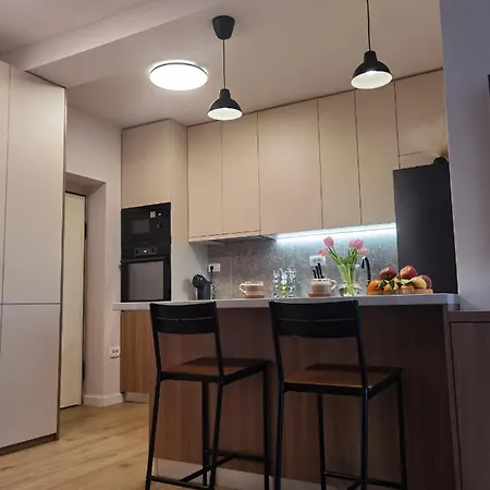 Apartament Diran *