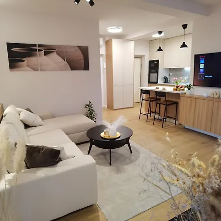 Diran Apartament *